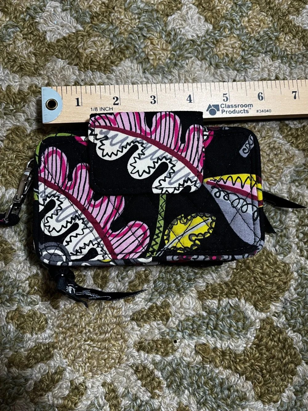Vera Bradley Moon Blooms Quilted Wristlet Wallet Card Holder